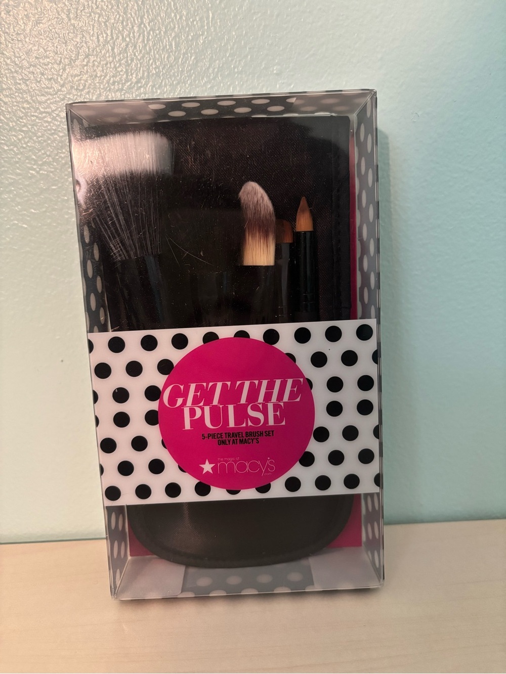 Macy's Get The Pulse Travel Brush Set - Pink & Black